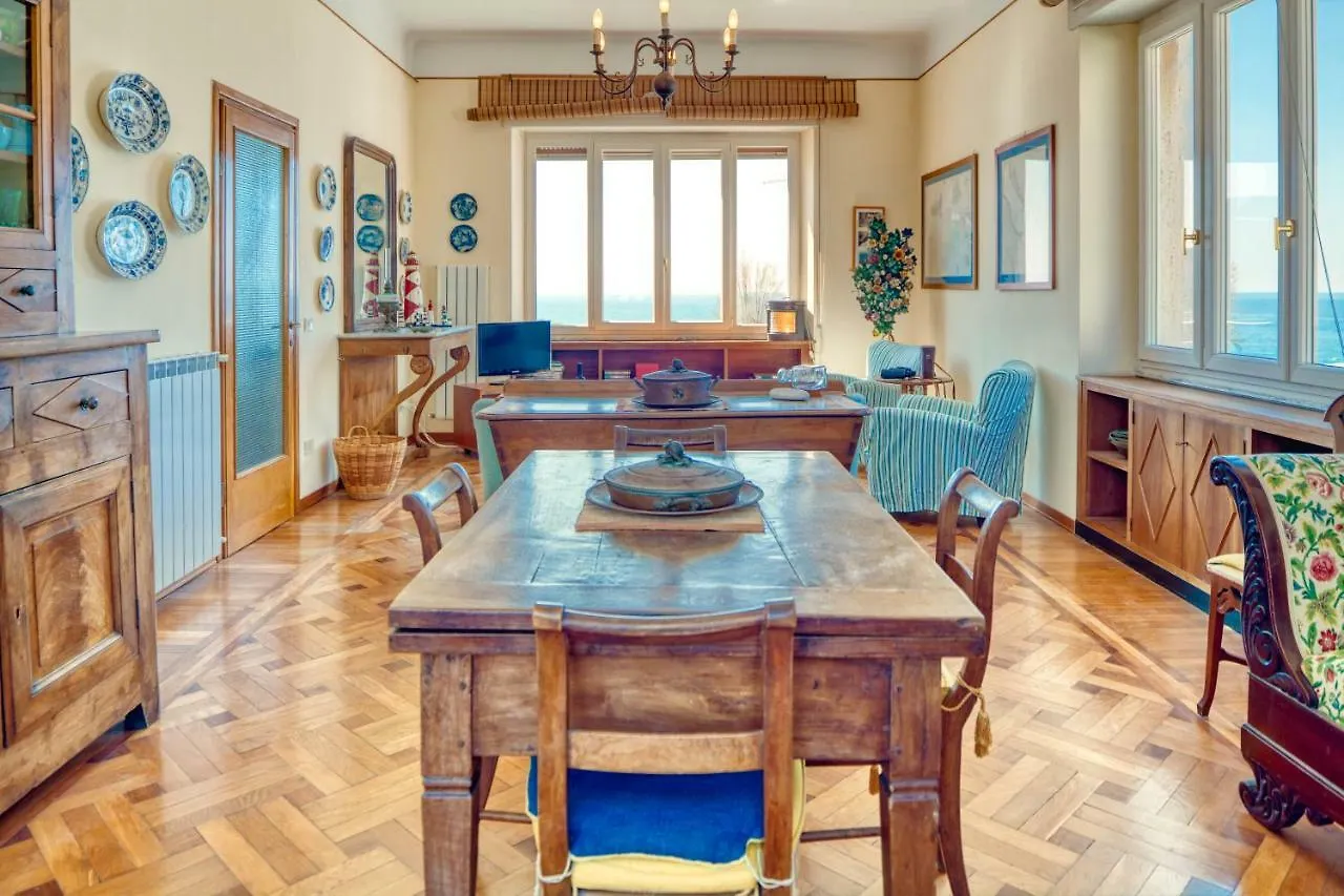 Apartment Mare Bello - Levanto 0*,